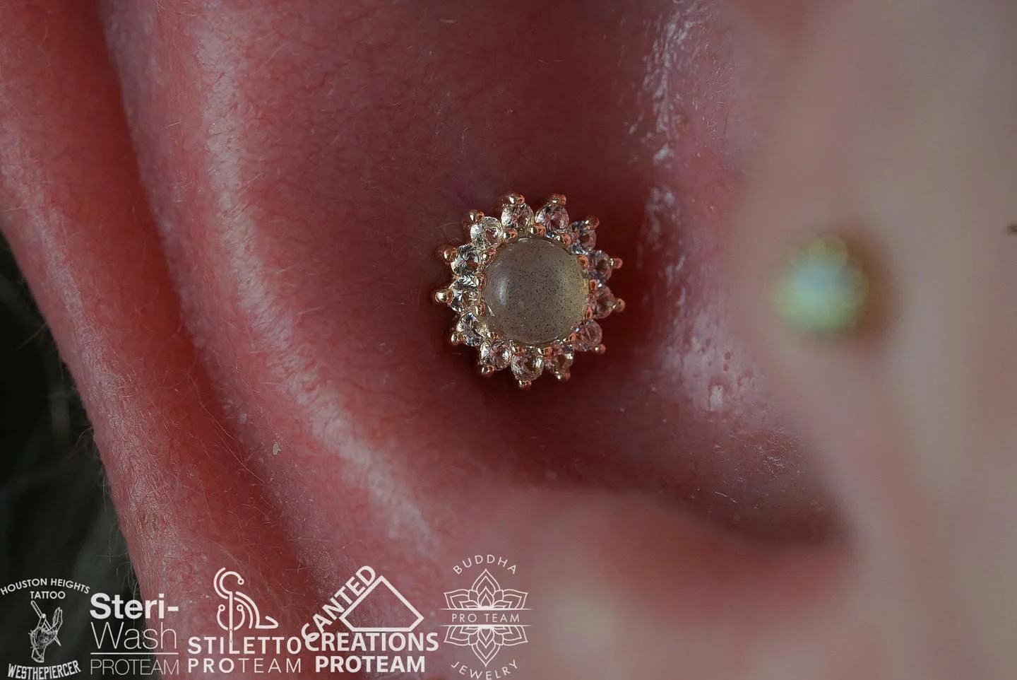Delphine Threadless End with Labradorite - Image 3