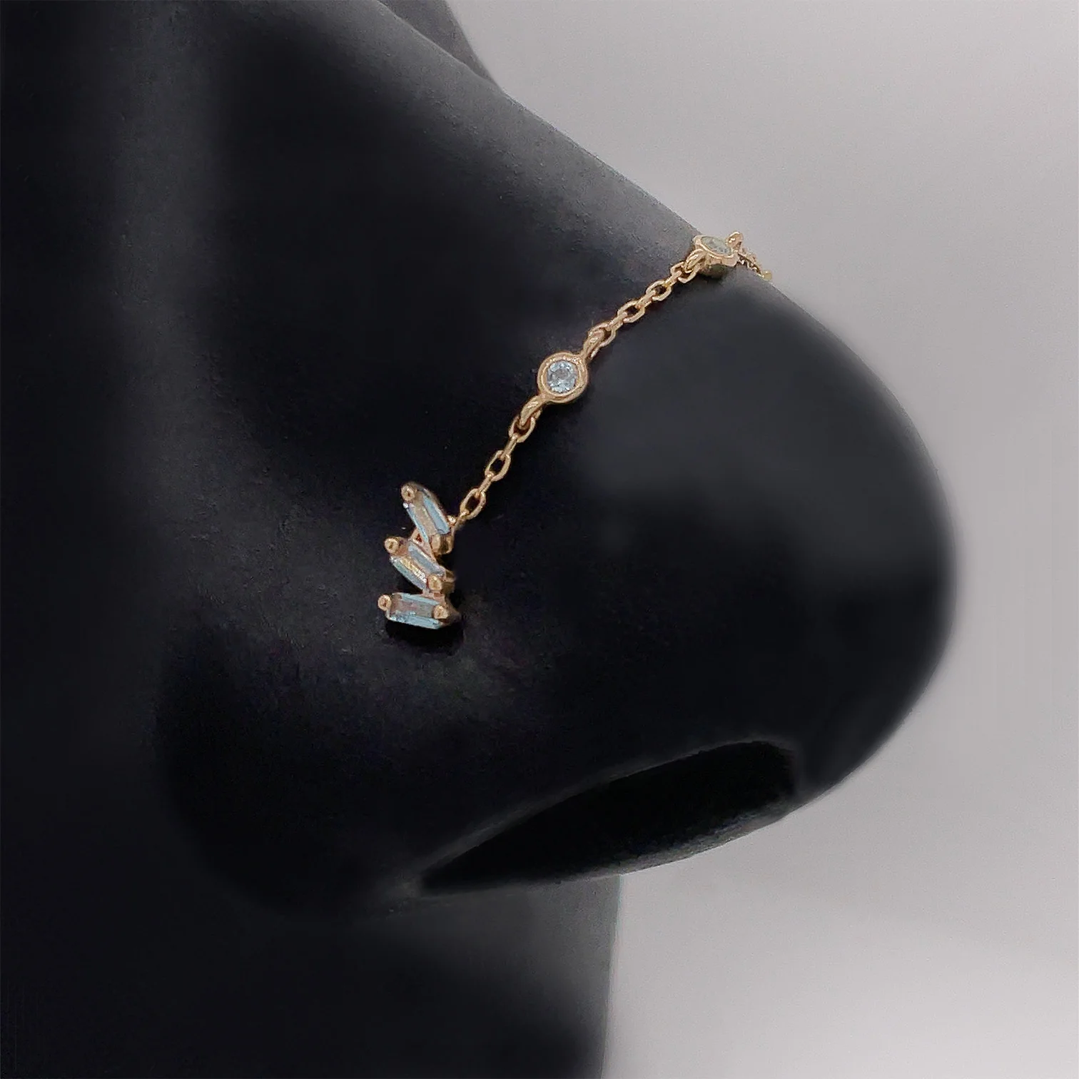 Staxx Threadless End with London Blue Topaz - Image 3